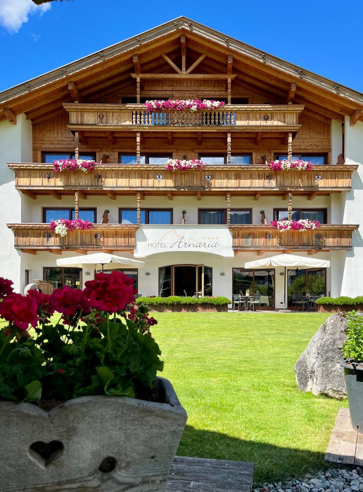 Hotel Arnaria Ορτιζέι Εξωτερικό φωτογραφία